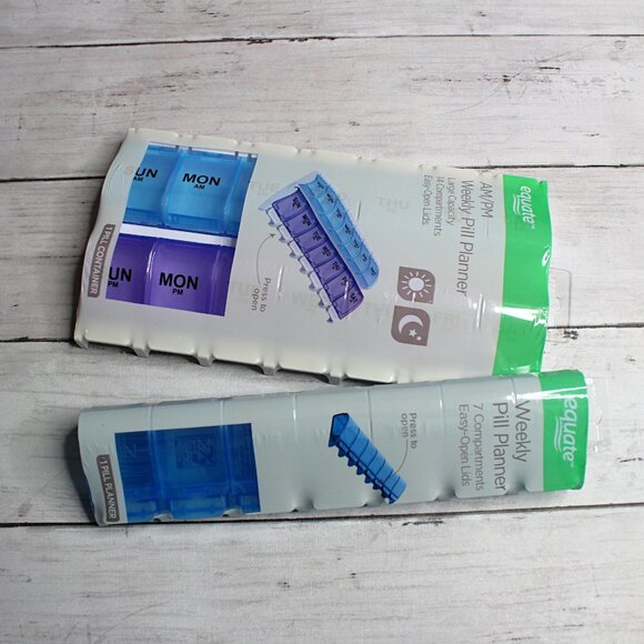 Equate Daily Weekly Pill Organizer Planner Large Capacity Cases Lot Blue Purple - Picture 7 of 7